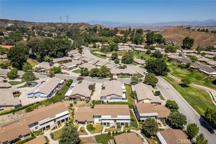 19716 Avenue Of The Oaks, Newhall, California 91321