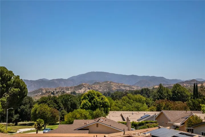 19716 Avenue Of The Oaks, Newhall, California 91321
