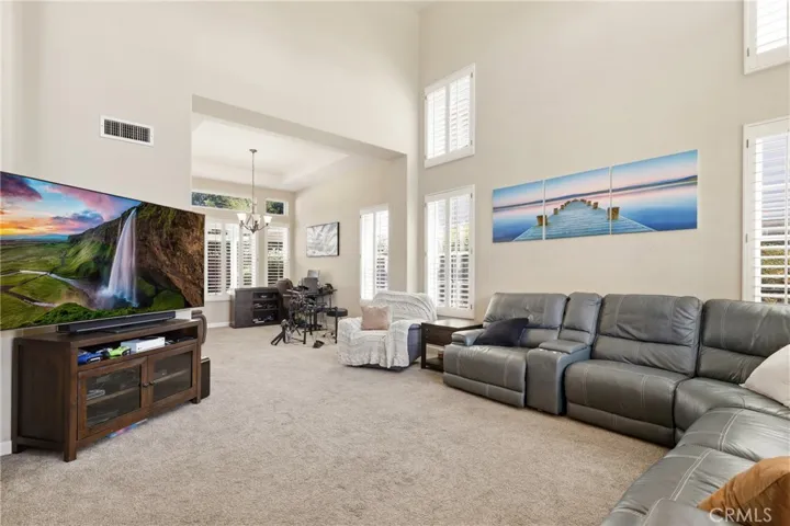 18 Ledgewood, Rancho Santa Margarita, California 92688