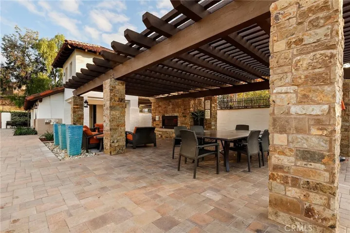18 Ledgewood, Rancho Santa Margarita, California 92688