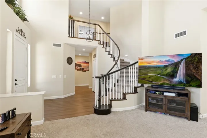 18 Ledgewood, Rancho Santa Margarita, California 92688