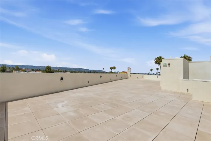 1818 S Norton Avenue 205, Los Angeles, California 90018