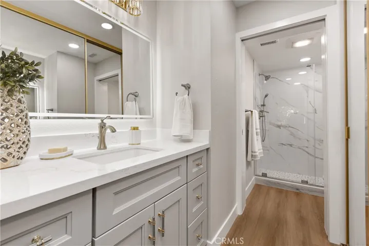 4025 Calle Sonora Este 3e, Laguna Woods, California 92637