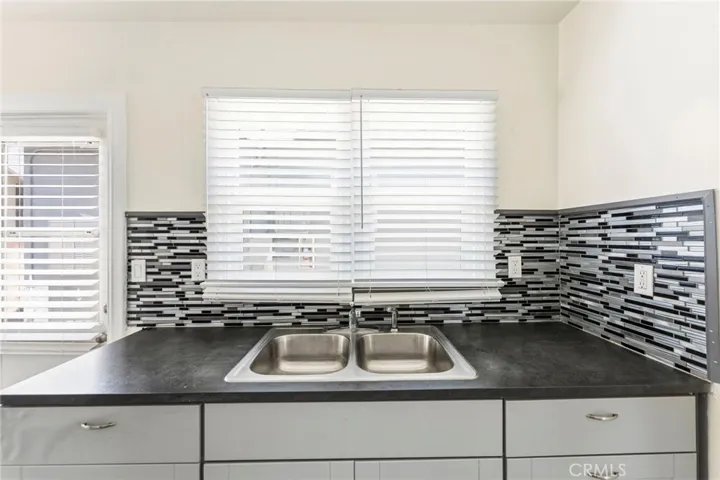 1047 W 7th, San Pedro, California 90731
