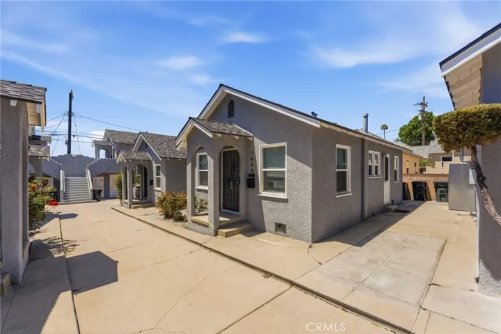 1047 W 7th, San Pedro, California 90731