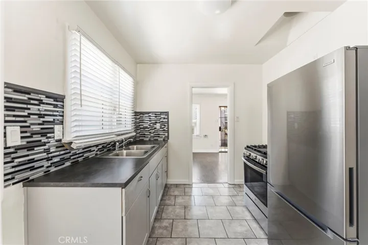 1047 W 7th, San Pedro, California 90731