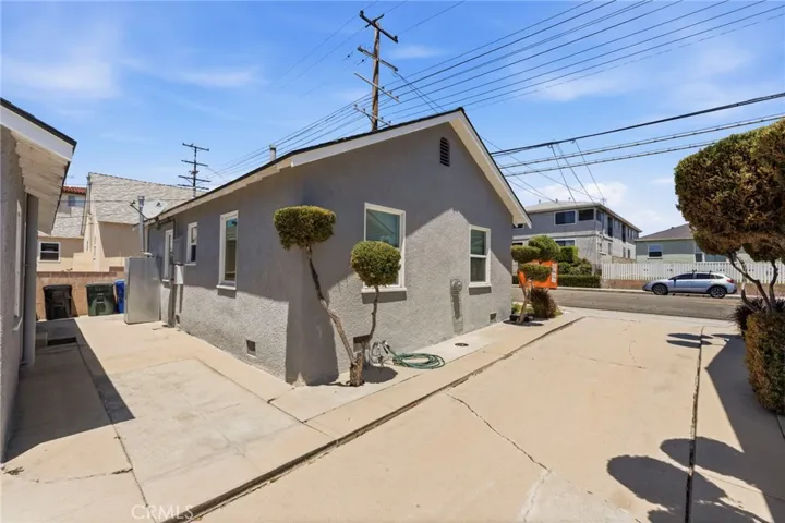 1047 W 7th, San Pedro, California 90731