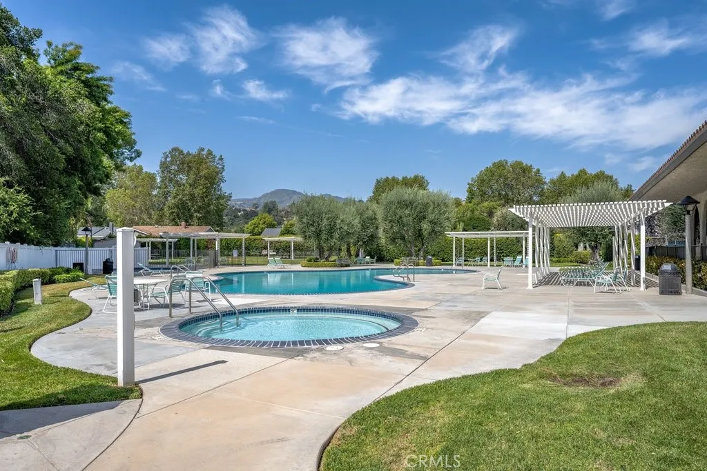 Community: Spa and rinsing shower