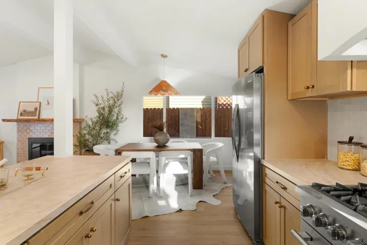 9258 Rebecca, San Diego, California 92123