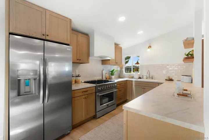 9258 Rebecca, San Diego, California 92123