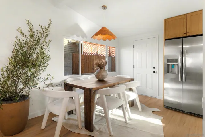 9258 Rebecca, San Diego, California 92123