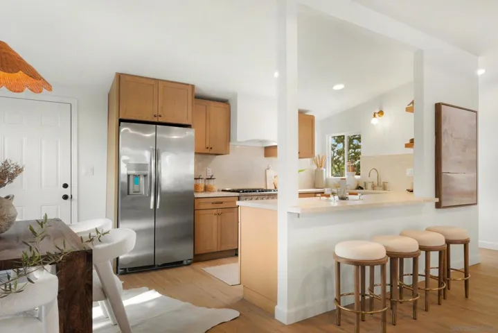 9258 Rebecca, San Diego, California 92123