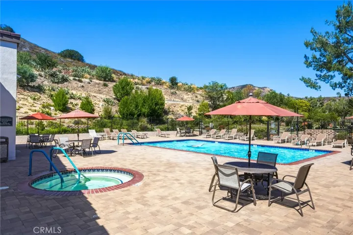 163 El Pajaro, Newbury Park, California 91320