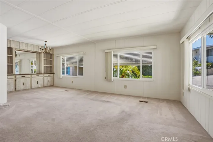 163 El Pajaro, Newbury Park, California 91320