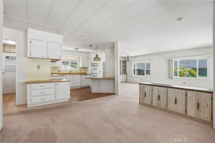 163 El Pajaro, Newbury Park, California 91320