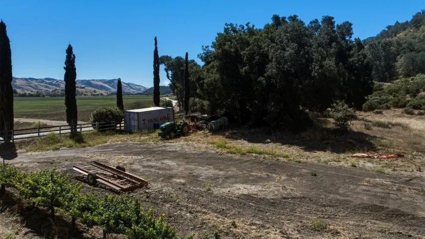 Cienega Road, Paicines, California 95043