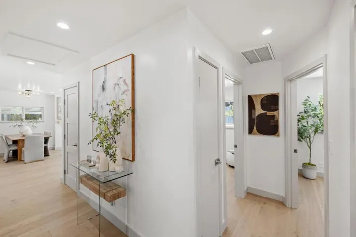 2600 Evergreen Drive, San Bruno, California 94066