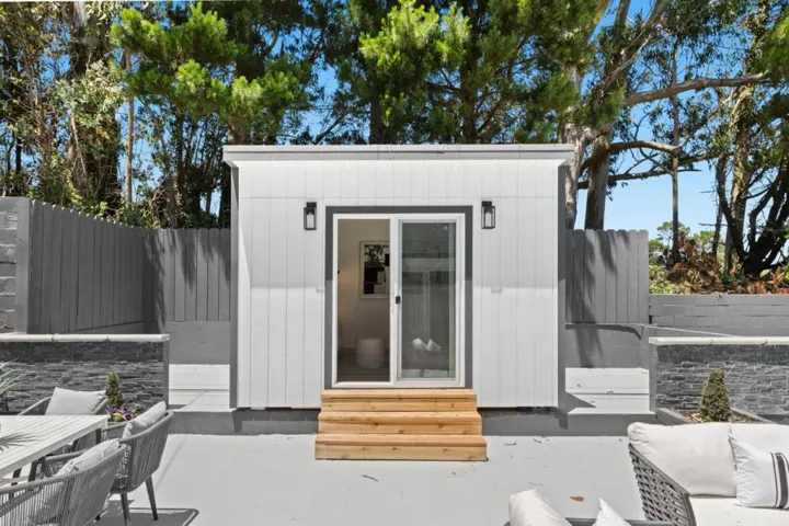 2600 Evergreen Drive, San Bruno, California 94066