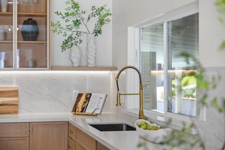 2600 Evergreen Drive, San Bruno, California 94066