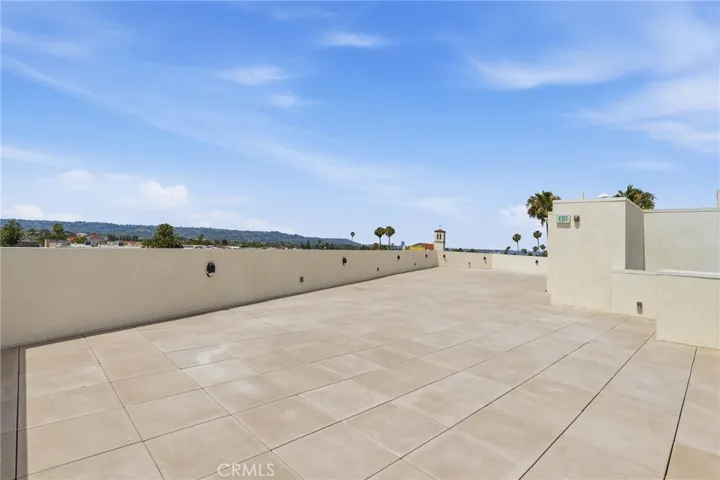 1818 S Norton Avenue 206, Los Angeles, California 90018