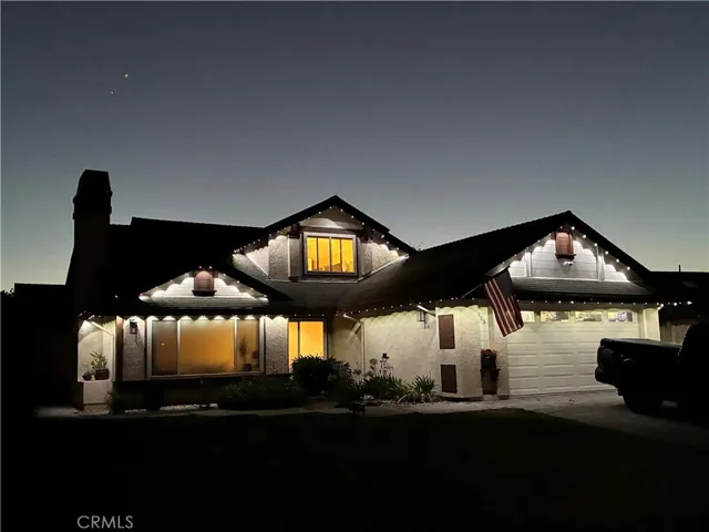 833 Escuela Court, San Luis Obispo, California 93405