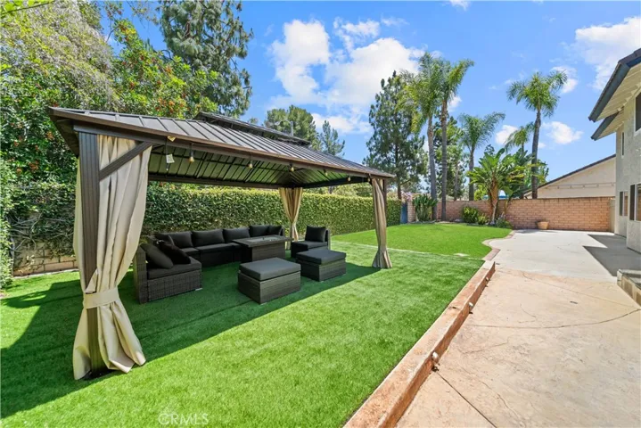 1010 Cogburn, Diamond Bar, California 91765