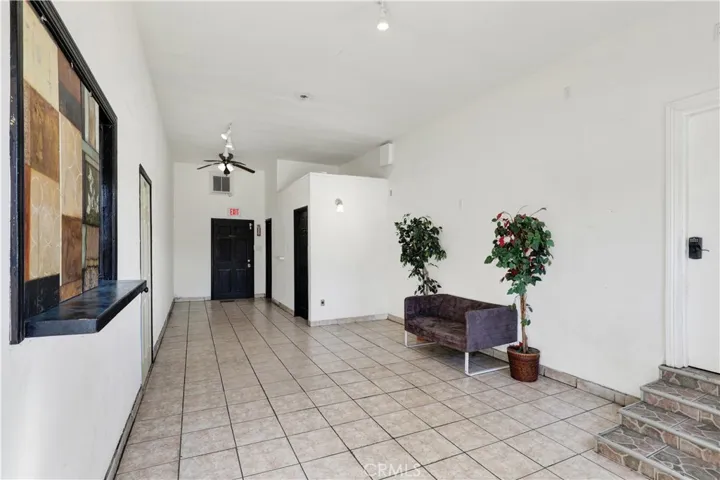 1862 Santa Fe Ave, Long Beach, California 90180