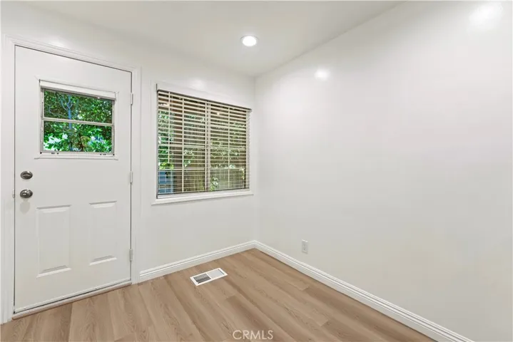 13573 Moorpark Street, Sherman Oaks, California 91423