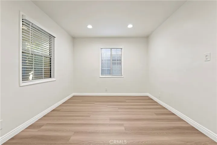 13573 Moorpark Street, Sherman Oaks, California 91423