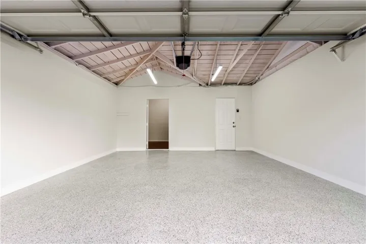 13573 Moorpark Street, Sherman Oaks, California 91423