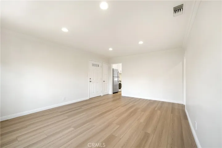 13573 Moorpark Street, Sherman Oaks, California 91423
