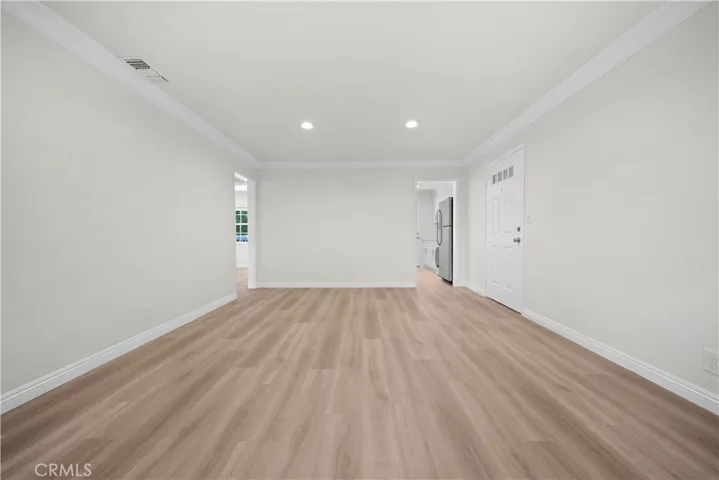 13573 Moorpark Street, Sherman Oaks, California 91423