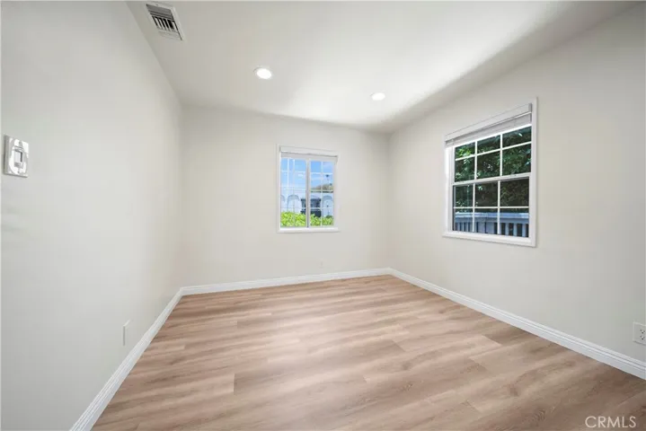 13573 Moorpark Street, Sherman Oaks, California 91423