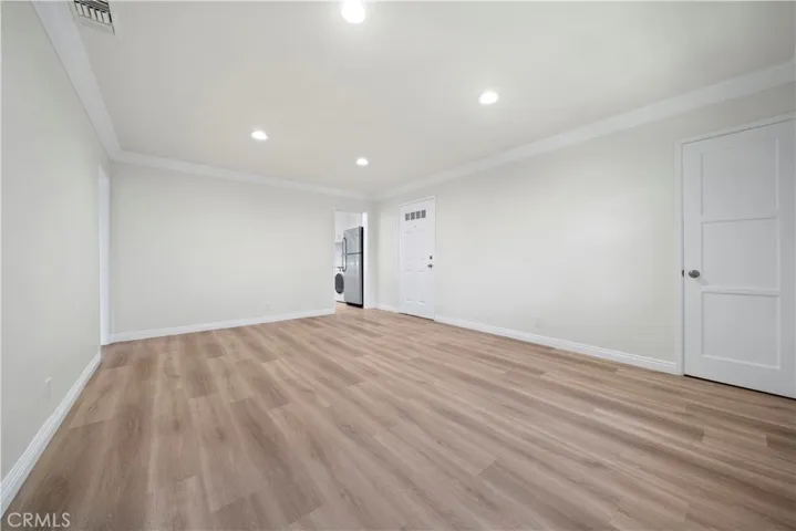 13573 Moorpark Street, Sherman Oaks, California 91423