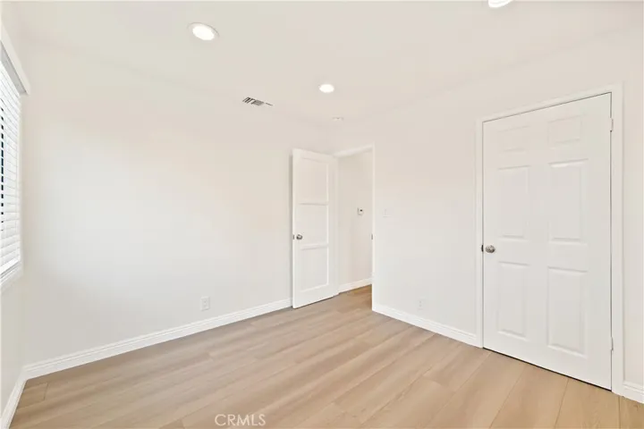 13573 Moorpark Street, Sherman Oaks, California 91423