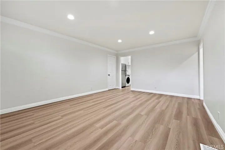 13573 Moorpark Street, Sherman Oaks, California 91423