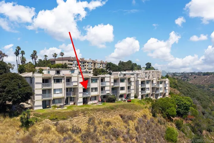 2909 Cowley F, San Diego, California 92117