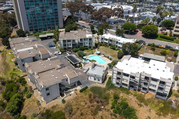 2909 Cowley F, San Diego, California 92117