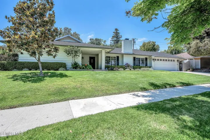 2 - 1209 Greenfield 2-