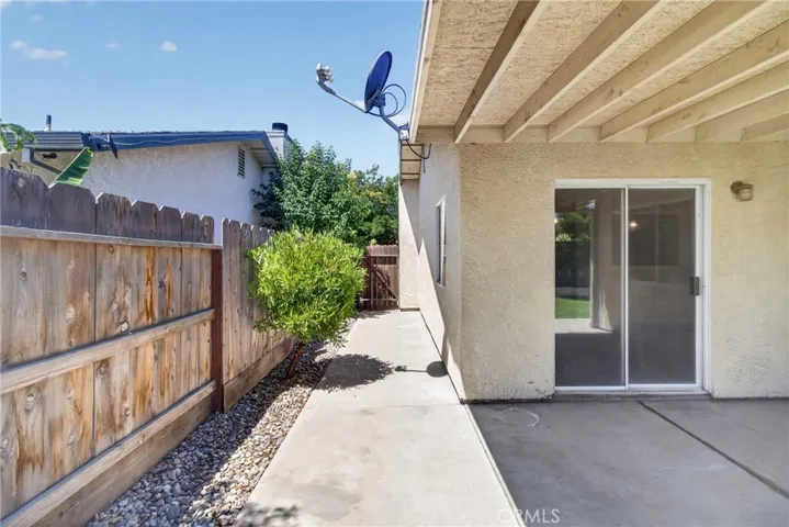 336 Serano, Merced, California 95341
