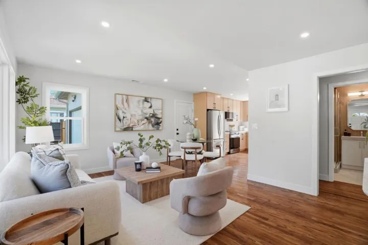 218 N Murphy Avenue, Sunnyvale, California 94086