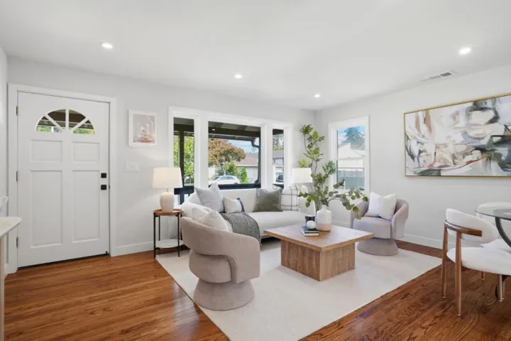 218 N Murphy Avenue, Sunnyvale, California 94086