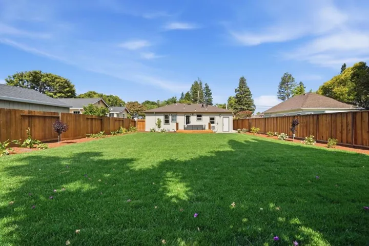 218 N Murphy Avenue, Sunnyvale, California 94086