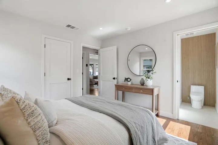 218 N Murphy Avenue, Sunnyvale, California 94086