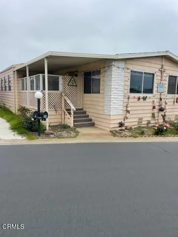 Exterior Left