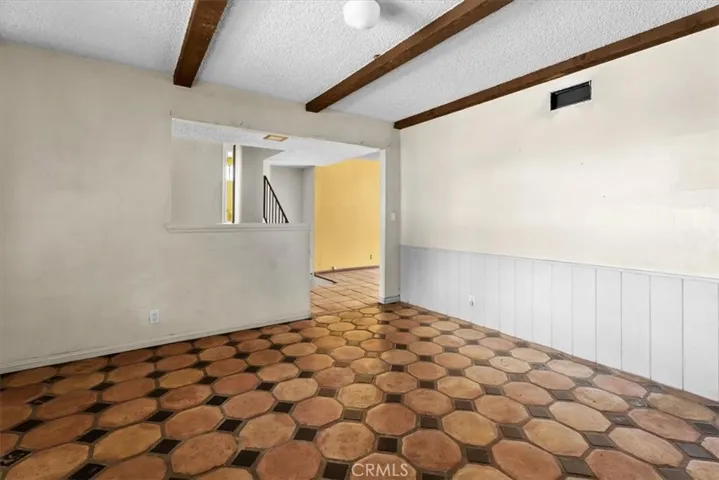 Kitchen area dining