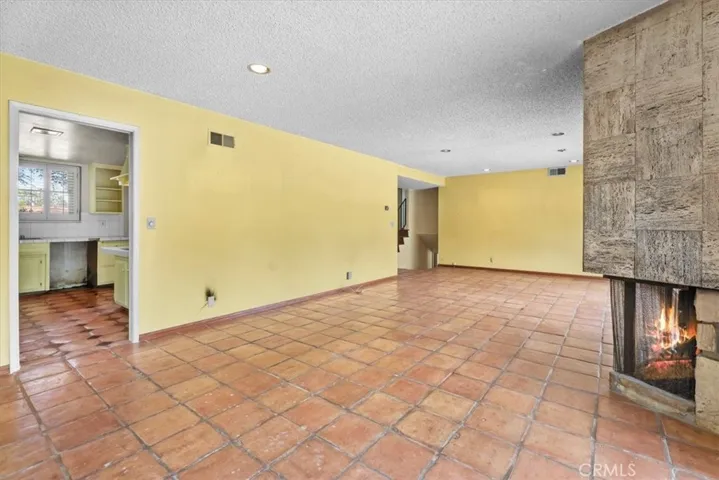 Fireplace/Dining area Living room