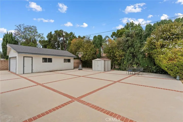 19041 Vintage Street, Northridge, California 91324