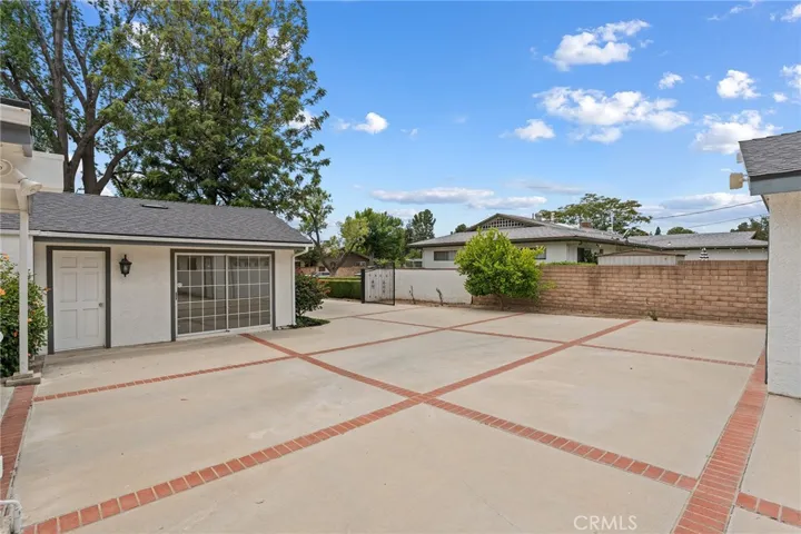 19041 Vintage Street, Northridge, California 91324