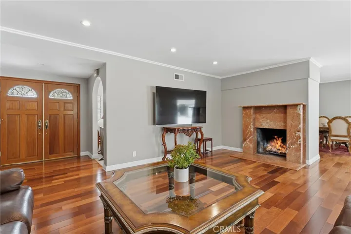 19041 Vintage Street, Northridge, California 91324